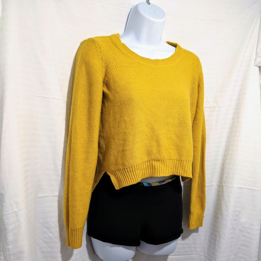 💖 DIVIDED by H&M Knit Yellow Crop Sweater